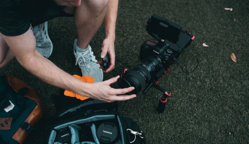 色彩心理学×动态美学，平阴县产品视频拍摄公司唤醒感官冲击力